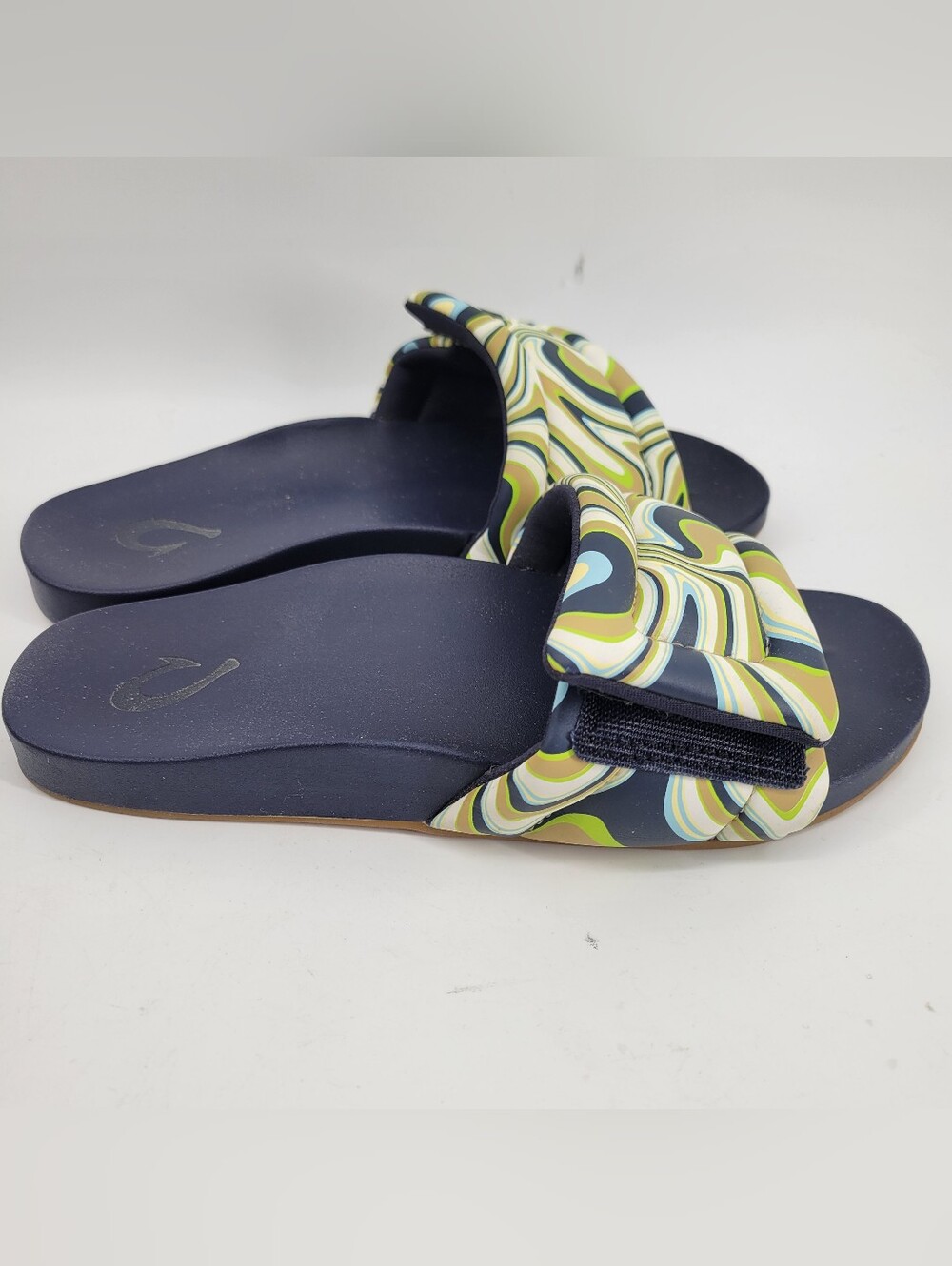 OLUKAI Women's Sunbeam Slide Sandal Size 6